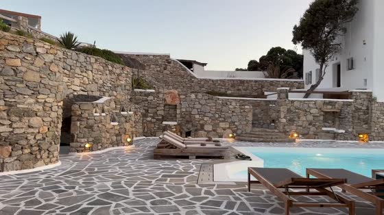 Piscina e pergola / Pool and pergola